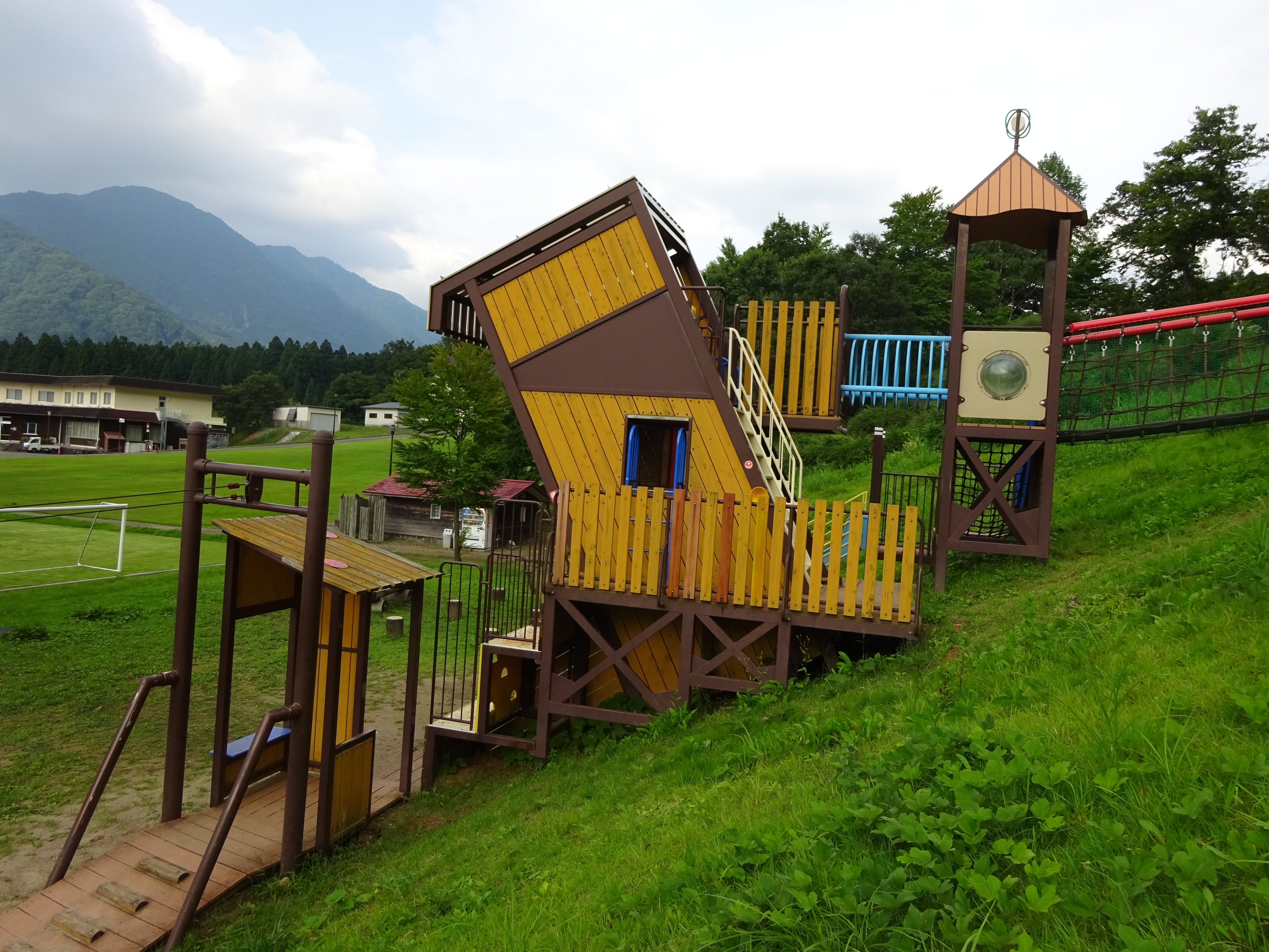 アスレチック 立山山麓家族旅行村 富山県富山市